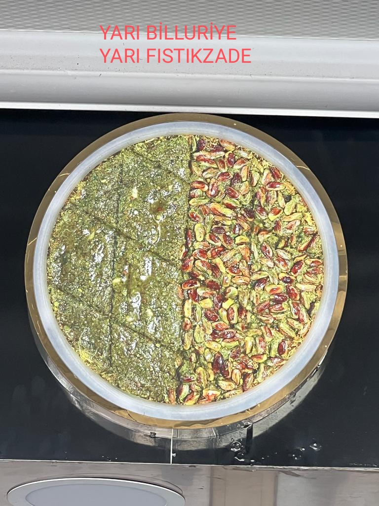 Yarı Billuriye Yarı Fıstıkzade - Adıyaman Tatlısı